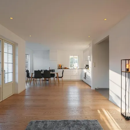 Modern And Stunning House View Tromso