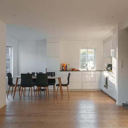 Дом отдыха Modern And Stunning House View *