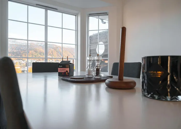 Modern And Stunning House View 트롬쇠