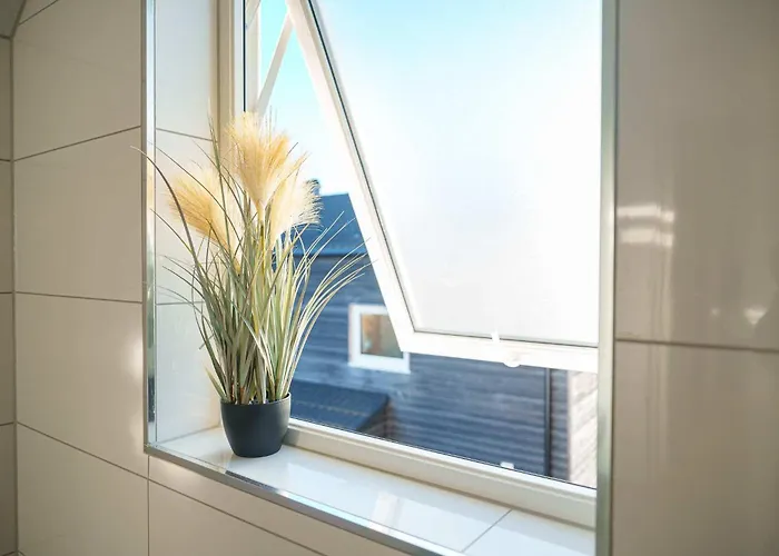 Modern And Stunning House View * 트롬쇠