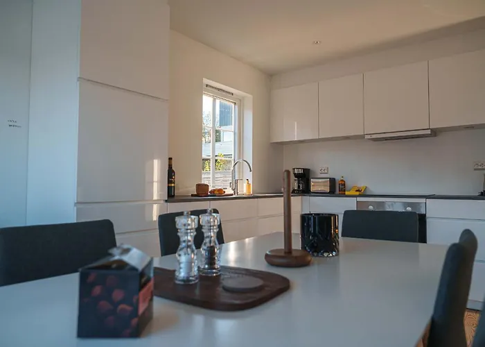 Modern And Stunning House View 펜션 *